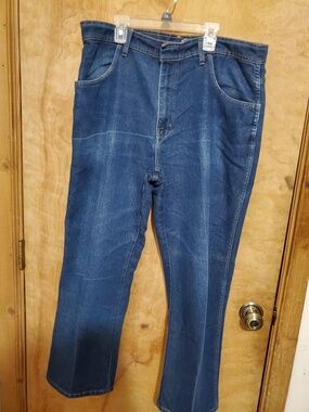 #689 Mens jeans